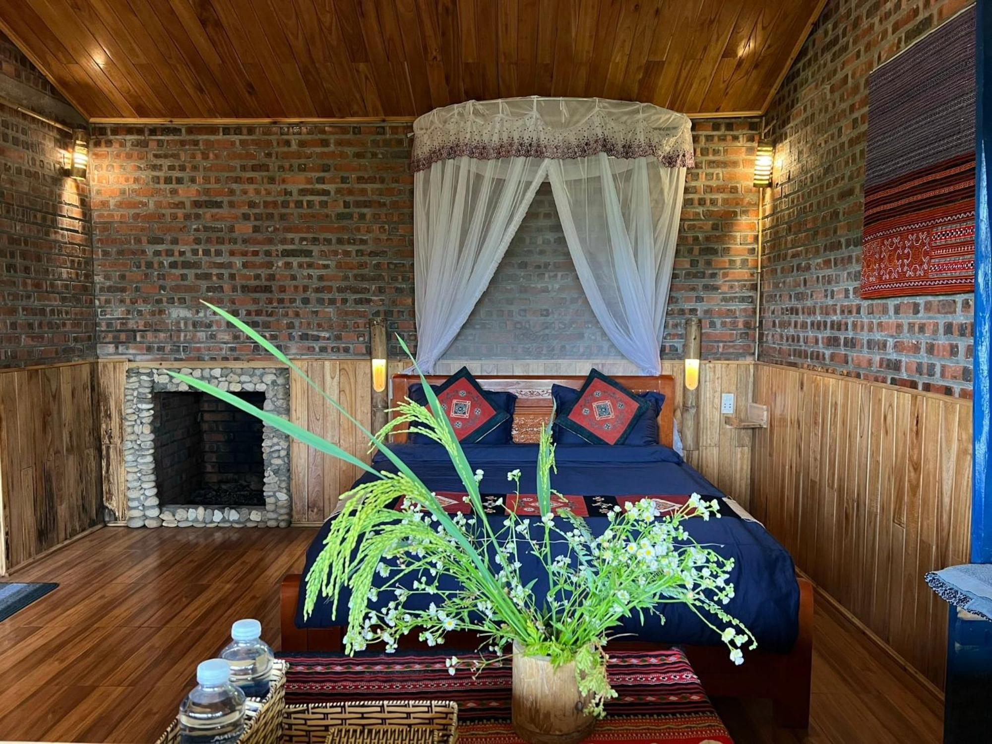 Sapa Hmong Bungalow Homestay Exteriör bild